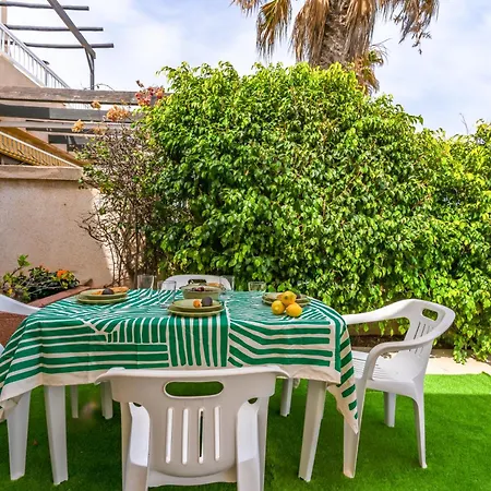 Beachhouse Playa R&r *