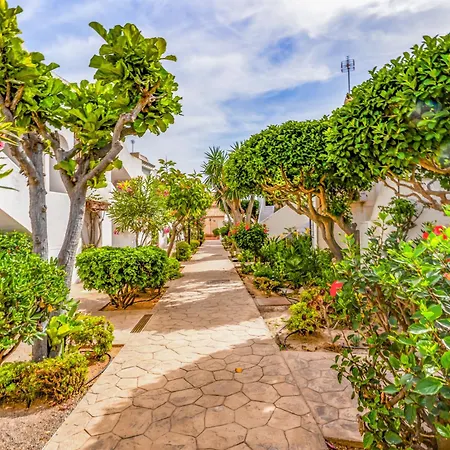 Beachhouse Playa R&r Apartman *