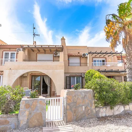 Beachhouse Playa R&r Apartman